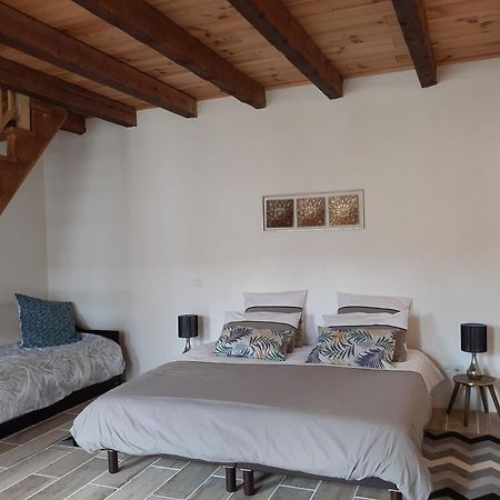 O Calme Hotel Brizambourg Buitenkant foto